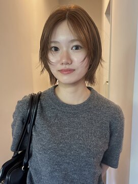 デコ(DECO) 透明感ブラウンで柔らかハッシュボブ