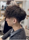 スペインカールサーフカールバズカットマレットヘアシャギー眉毛