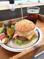 フレーム ヘア ルーム 天王寺駅前店(FRAME hair room) 美味しい物を食べに行くのが好きです。