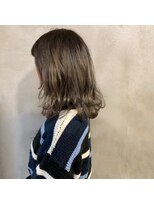 ミント(mint)&nbsp;赤みの無い透明感グレーで柔らかさ◎