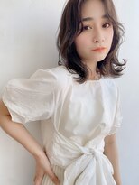 大人韓国小顔顔まわりくびれレイヤーミディアム