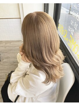 ロメオ 京橋(ROMEO) ミルクティーベージュ