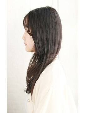 オティアプラスエヌ(OTTIA+n) 20代30代40代 透け感バングでエギョモリスタイル【松山】