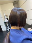 ショートボブ
