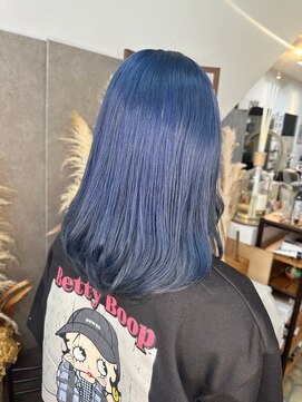 ヘアーデザインルアナ(Hair design Luana.) ネイビーブルー