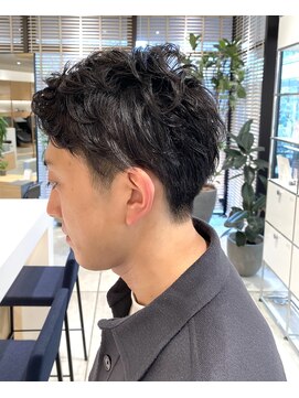 ステアケース 武蔵小杉店(stair:case) 大人メンズパーマ/ツーブロック/アップバング/ビジネス短め