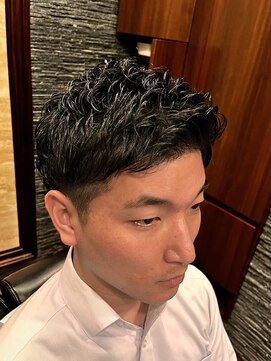 プレミアムバーバー 表参道店(PREMIUM BARBER produce by HIRO GINZA) 形状記憶パーマ×ビジネス
