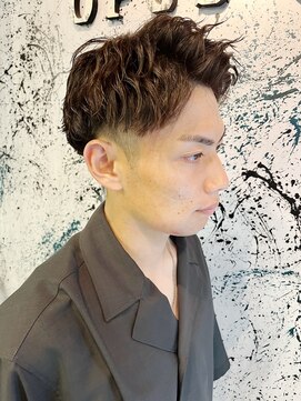 オーパスクリエ (OPUS CREER) 夏にピッタリ！！2ブロックアップバングツイスパショート！！