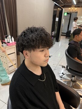 アイズ 海老名(AIZU) ツイストスパイラルパーマ　メンズサロン　縦落ちスパイラル