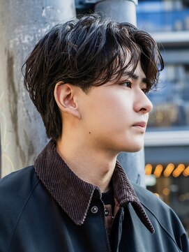 レタッチ バイ フィフス 天神大名(RETOUCH by fifth) ニュアンスパーマカルマパーマフェザーパーマセンターパート眉毛