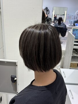 ケンジ 平塚 アネッタ(KENJE annetta) 《ハイライト》ブラック×シルバー