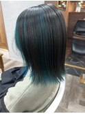 個性的でスタイリッシュなブラック×ターコイズブルー