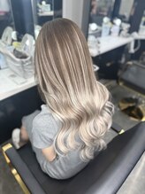 ロズクリア(Roz clear) ボブからロングに大イメチェン