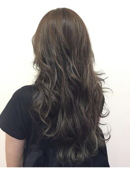 シュシュ ヘアーメイク プロフェッショナル(chou chou)の写真/あなたの持つ髪本来のナチュラルな美しさを引き出し、なりたい姿を叶えます!毎日忙しい方にも◎