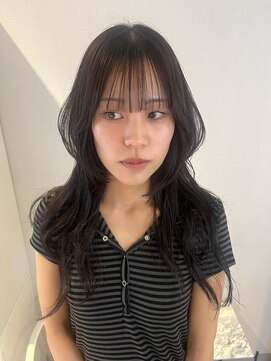 アム(amu) ハッシュカット／ロングレイヤー／ハッシュレイヤー