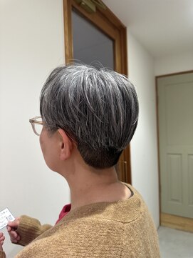 黒髪/クラゲヘアー/オリーブグレー/小顔/ココアベージュ/蟹江