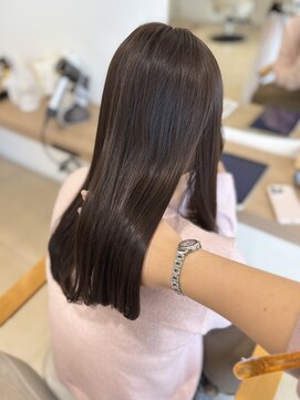 シー(she.) くすみ感グレージュ＊