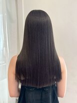 ロマリア ヒルズ 表参道 原宿(Lomalia HILLS)&nbsp;LomaliaHILLSナチュラルオリーブカラー縮毛矯正