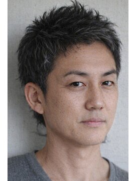 ラムデリカ(LUMDERICA) 白髪を隠さず若く見せる。大人の白髪ぼかしカラー
