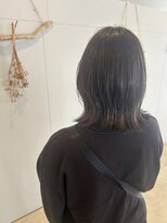 ニナル(Ninal)&nbsp;オリーブグレージュ×外はねボブ