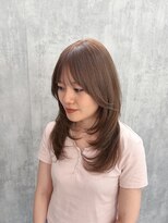 ディーボーイリタ 光の森(D-BOY Lita) レイヤーカット/ベージュ