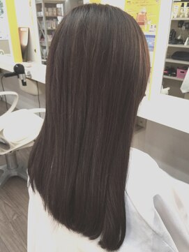 ヘアデザイン ラポール 茨木店(hair design Rapport) ミルクチョコレートカラー、ワンカールロブ、ノームコア