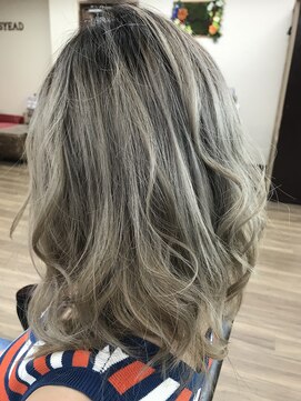 シード(Syead) グレー×ホワイトベージュ×クリームベージュ【syead八王子】