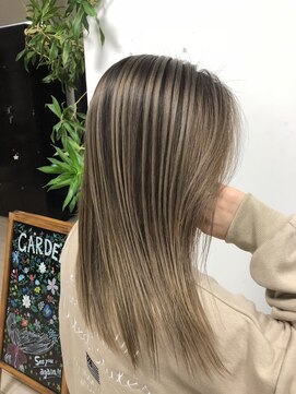 イートンクロップガーデン(Eton Crop Garden) 神永が創るバレイヤージュ