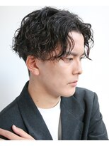 リコ ヘアアンドリラクゼーション 名駅店(LICO HAIR＆RELAXATION)&nbsp;スパイラルパーマセンターパートヘア　名古屋駅/名駅/メンズ