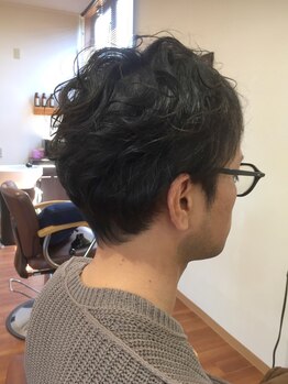 ストラダ ヘア デザイン(Strada hair design)の写真/【平日割/カット+眉カット+スパ¥6640】スパ付きクーポンで叶う清潔感スタイル◎ワンランク上のできる男へ。