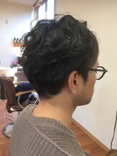 ストラダ ヘア デザイン(Strada hair design)