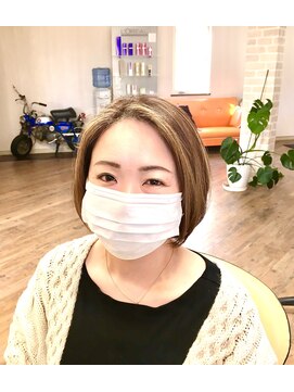 ヘアースタジオ マナ(HAIR STUDIO MANA) 前下りボブ