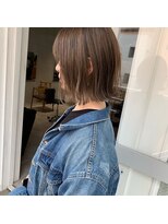 ミント(mint) 外ハネボブ/切りっぱなしボブ/ボブ/抜け感ボブ