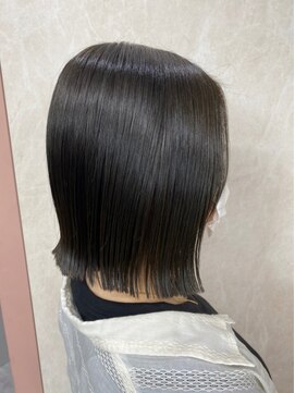 カームバイリコ 学芸大学(calm by liko) 美髪/大人かわいい/こなれミディ/サンドベージュ[学芸大学]