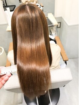 ヘアーアンドビュー ティーリタ 蕨(RITA)の写真/《TOKIO・髪質改善TR導入》ハリコシ　艶　潤い　しなやかさ。健やかで美しい髪の本来の姿へ導きます。