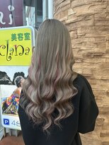 クラナ(clana)&nbsp;グレージュ×カラーハイライト