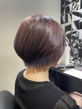 ワン バイ ジエクト(One by The Ect) 40代50代60代モーブブラウン×ショートボブ 大阪梅田茶屋町