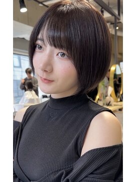 ティア(Tia.) 縮毛矯正/髪質改善トリートメント/ミディアムヘア/グレージュ