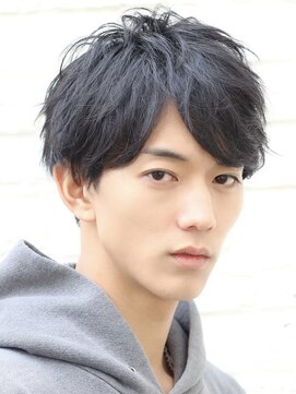 テン 心斎橋(tenn.) スパイキーショートビジネスショートツーブロック刈り上げ30代