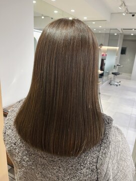 ロマリア 渋谷 渋谷宮益坂(Lomalia) 乾かすだけでキマる髪/馴染むハイトーングレージュ