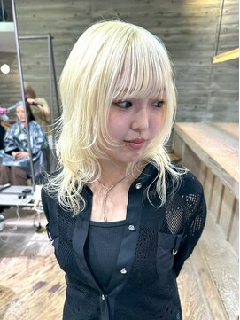 ヲタク(wotaku.) ホワイトブロンド抜きっぱなしブロンドホワイトブリーチウルフ