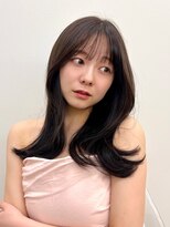ヒュー 広島(HEW)&nbsp;フェイスレイヤー大人かわいいミディアムシースルーヘア20代30代