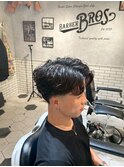 【BarBerBROS】ニュアンスパーマ　フェザーパーマ　センター分け