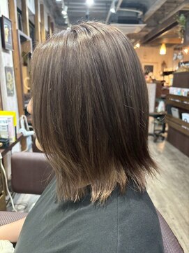 ビーチェ 小岩(Bice) 自然な動きと抜け感が魅力◎ナチュラルレイヤーミディ/ボブ