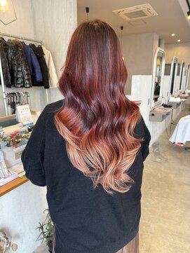 シェル 津山の手店(shel) グラデーションカラーピンクレイヤーカット艶髪