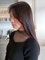 セプト 天神大名(SEPT.)&nbsp;ロングヘア ダークグレージュ 顔周りレイヤー 髪質改善