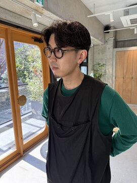 オムズポカ 栄矢場町店(OM's poka) センターパート/ニュアンスパーマ