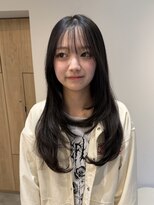 ユーア(yuur.) layer cut