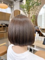 ガーデン ジングウマエ(GARDEN jingumae)&nbsp;【明るい白髪染め】大人の上品ボブ/柔らかベージュ/脱白髪染め