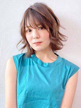 アイティー バイ アルバム 中野店(IT by ALBUM) ミディウェーブ_ミニウルフテラコッタくすみブルー_8845